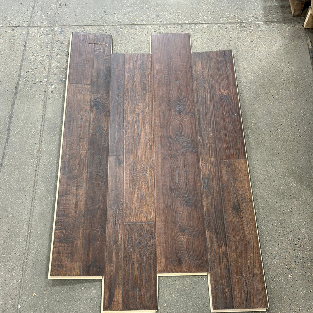 Laminate Flooring - Crest Ridge Hickory - 22.09 sq ft