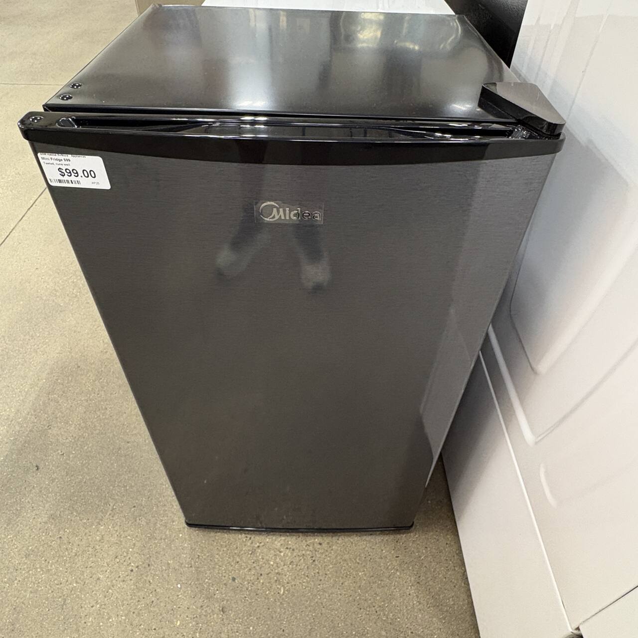 Midea Black Mini Fridge