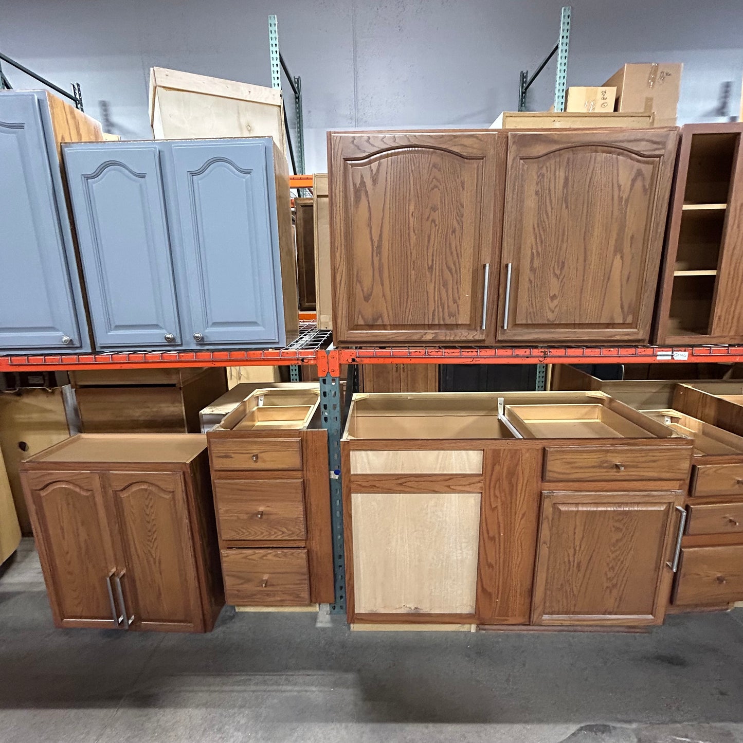 14 Pc. Cabinet Set