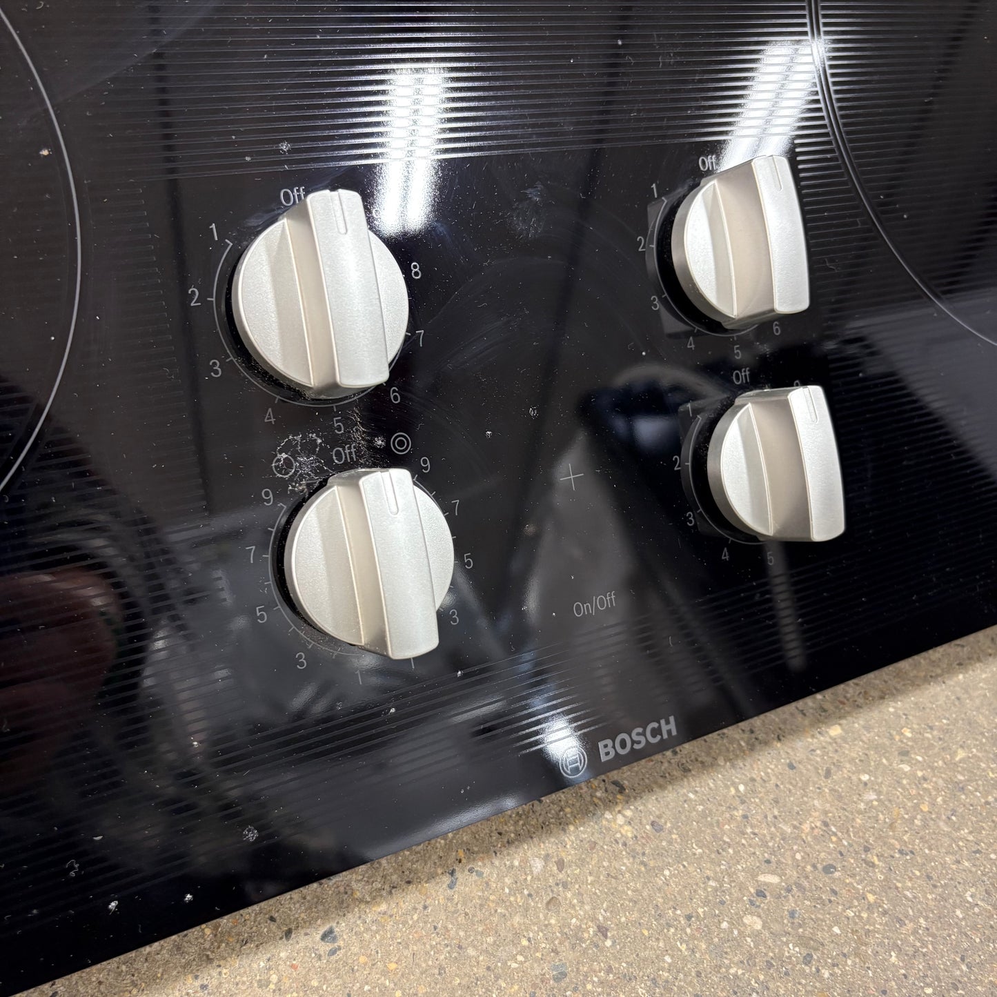 Bosch 30" Elec Cooktop