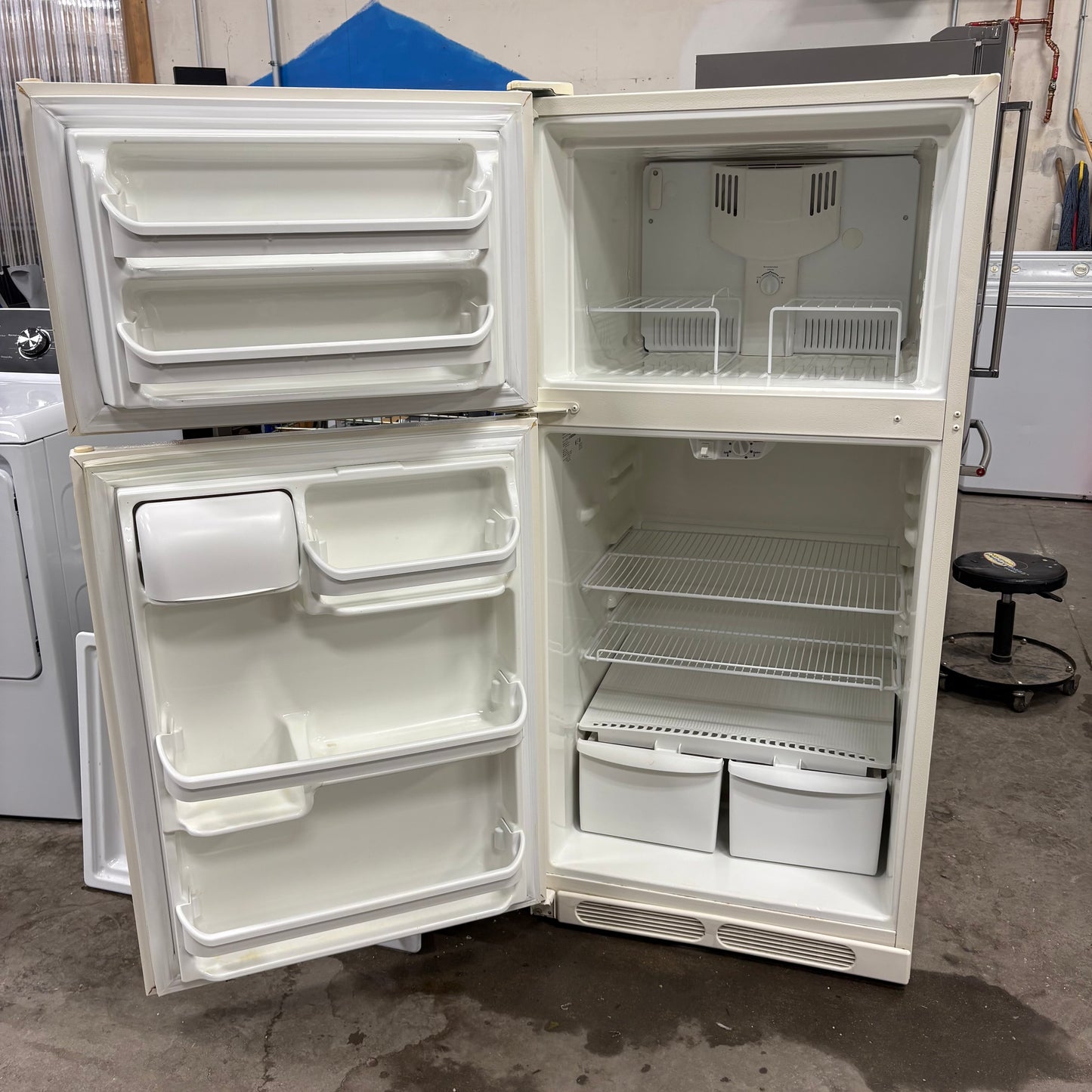 Kenmore Top Freezer Fridge