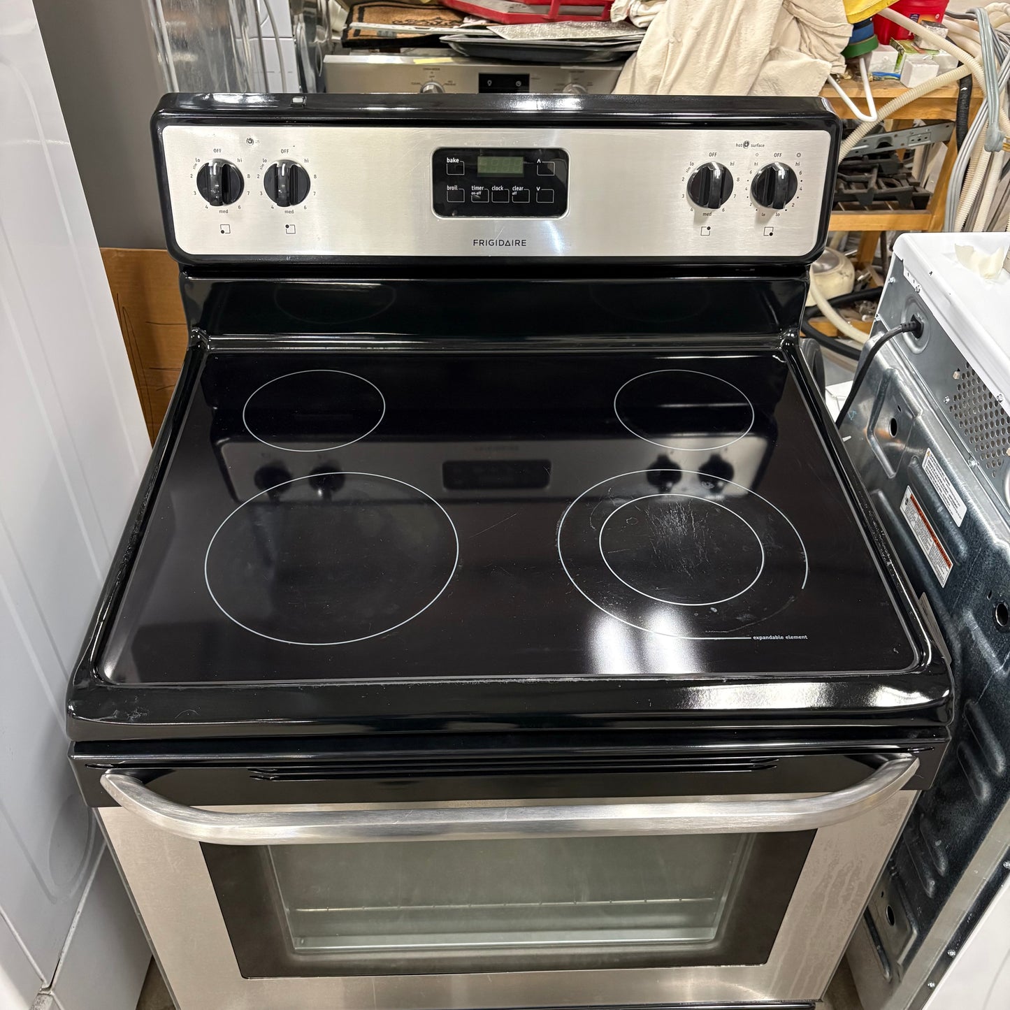Frigidaire ElecSmoothtop Range