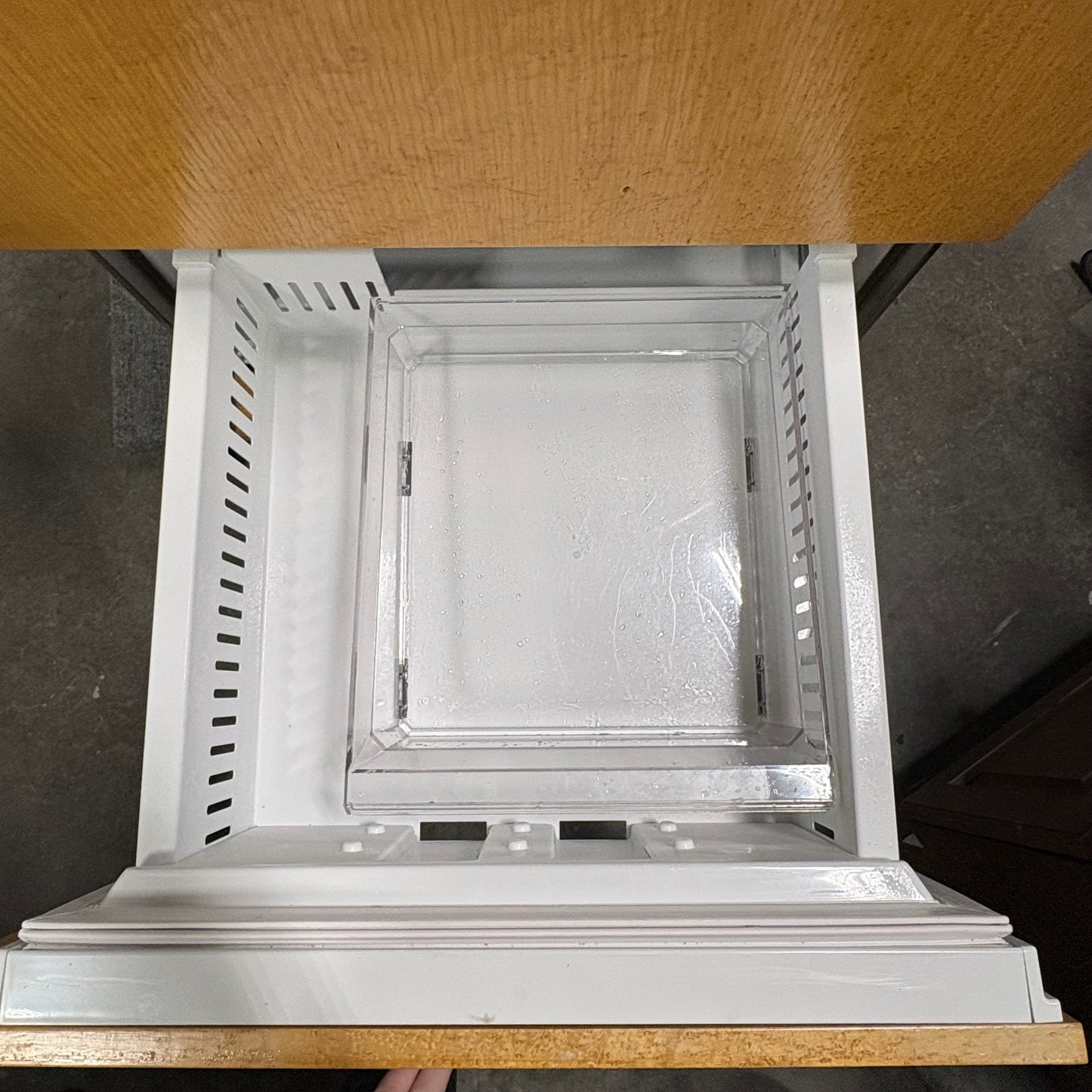 Undercounter Built-in IceMaker