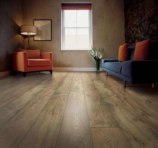 Mohawk Fawn Chestnut laminate, room scene