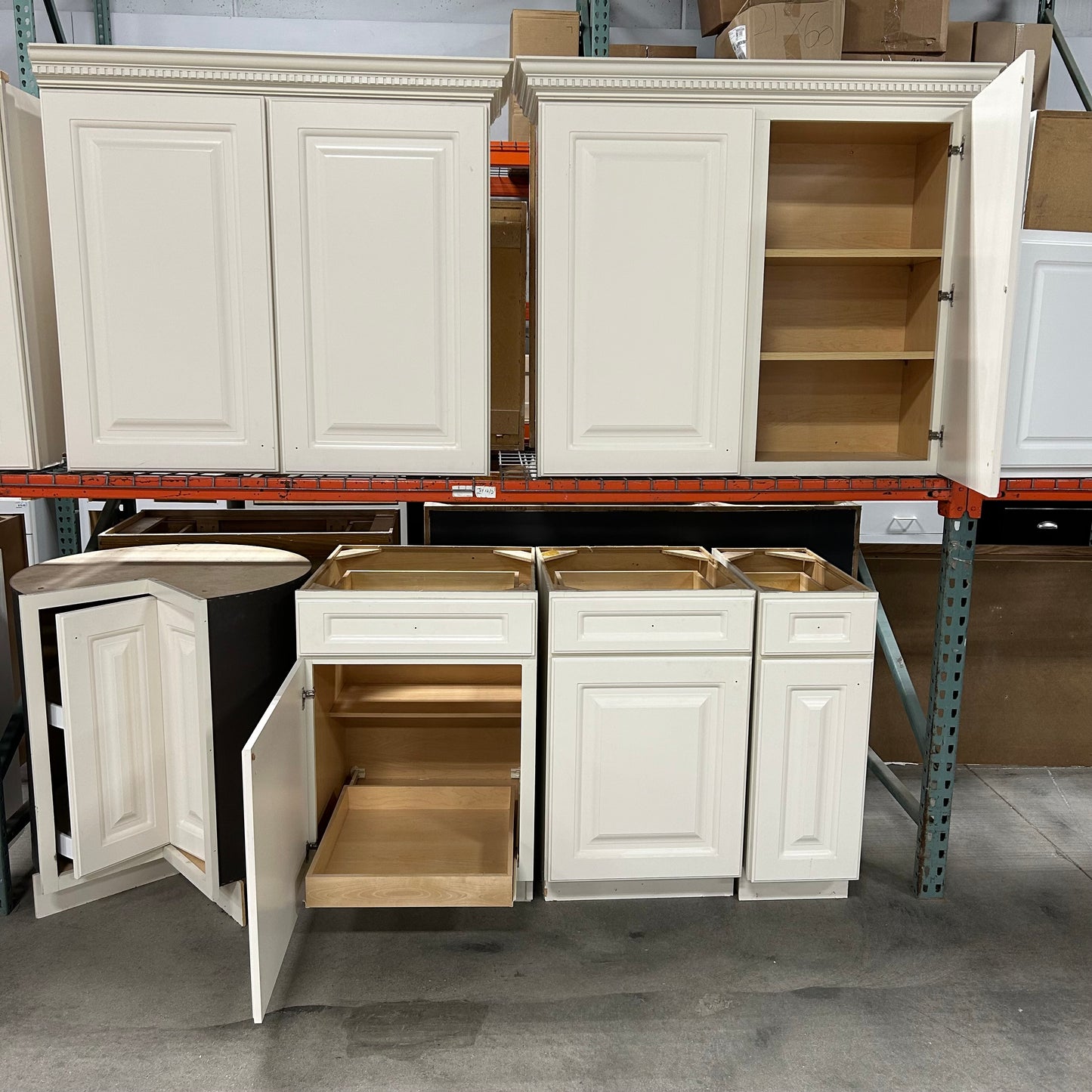 14 Pc. Cabinet Set