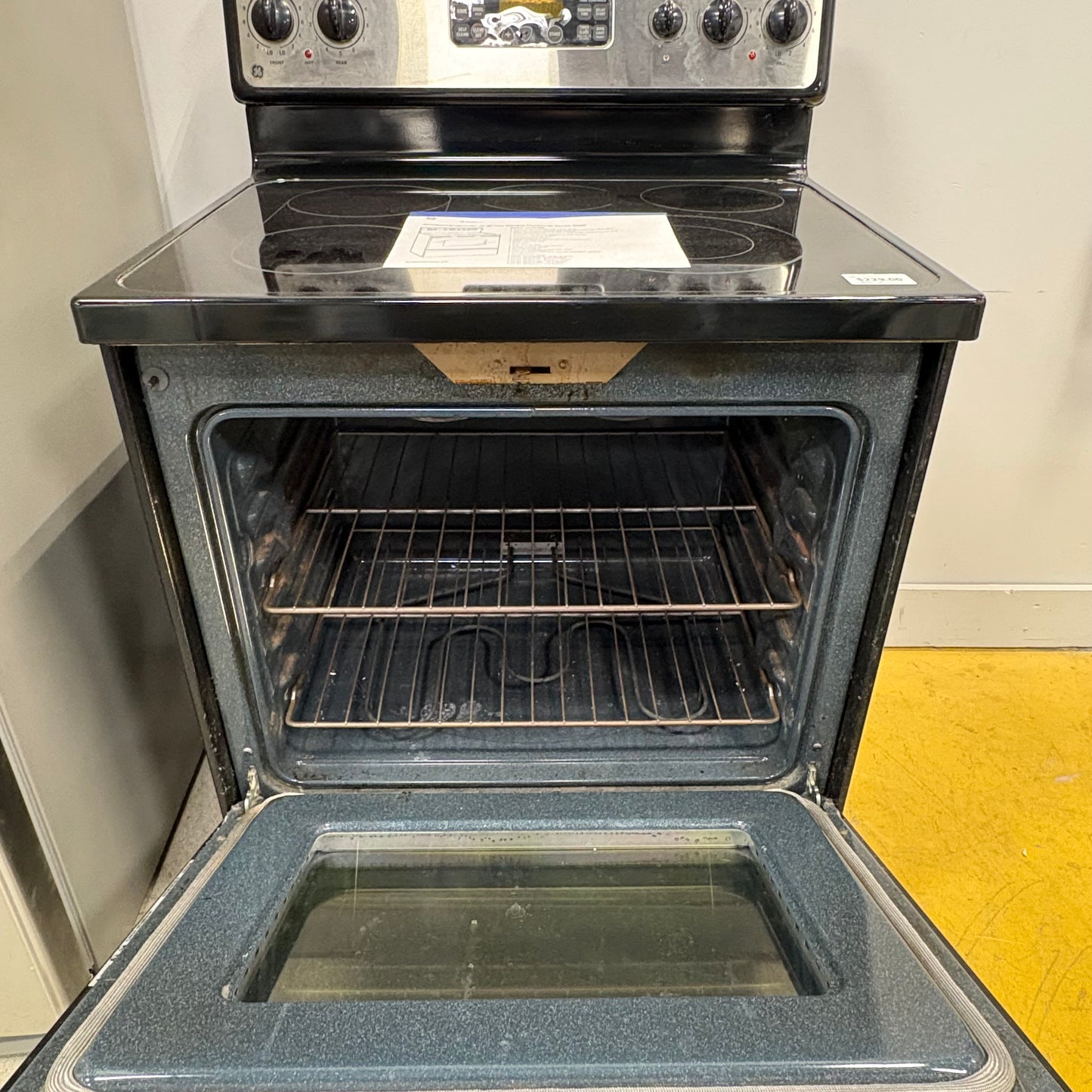 GE Electric Range