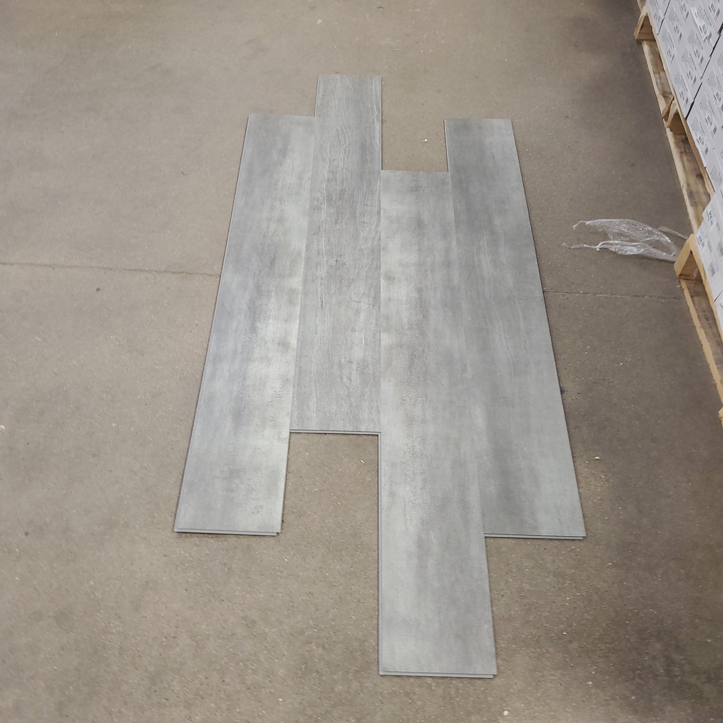 SPC Vinyl Plank - Pewter - 27.73 sq ft SPC Vinyl Plank Flooring