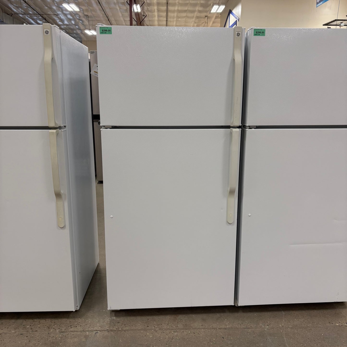 GE Top Freezer Fridge