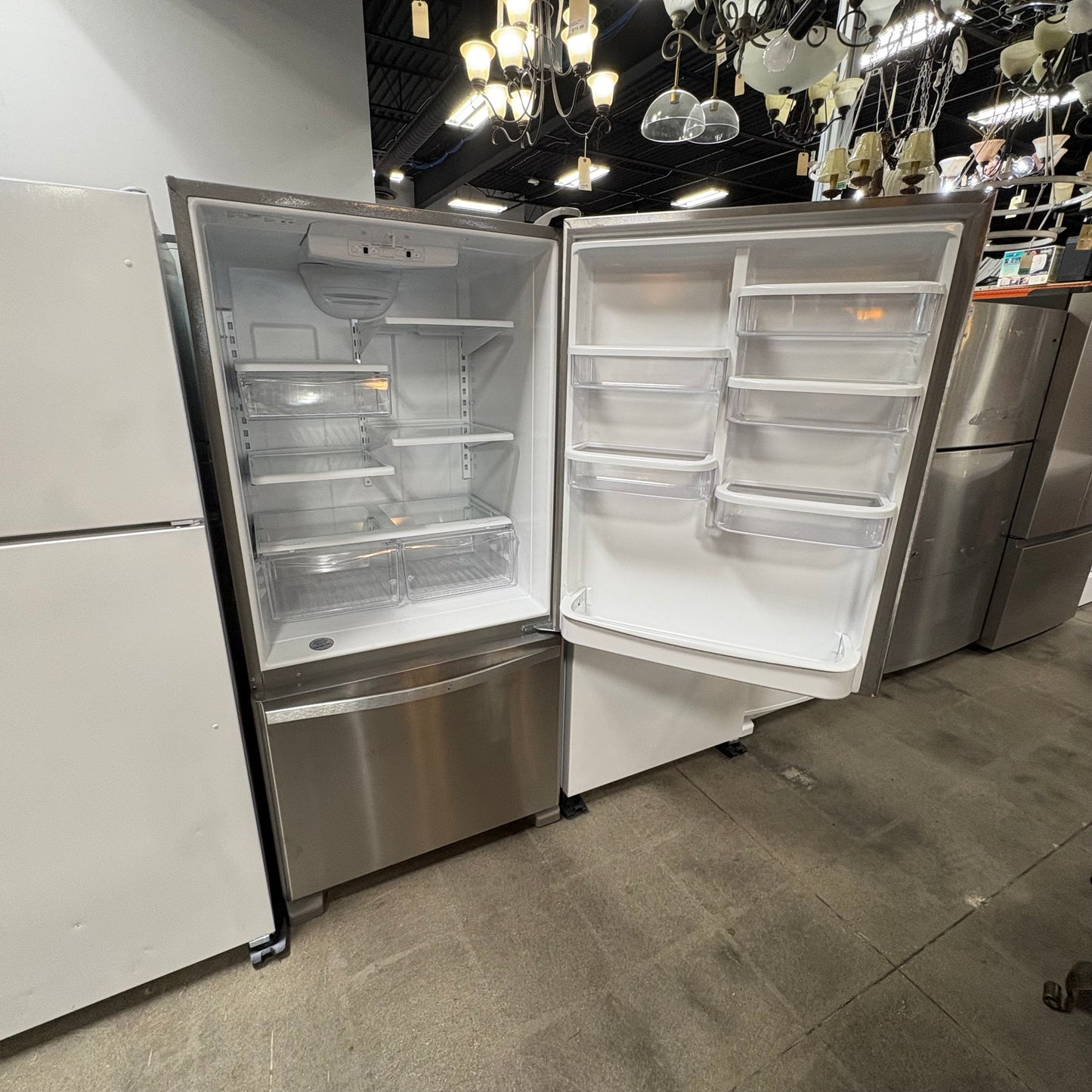 Whirlpool Bottom Freezer Fridg