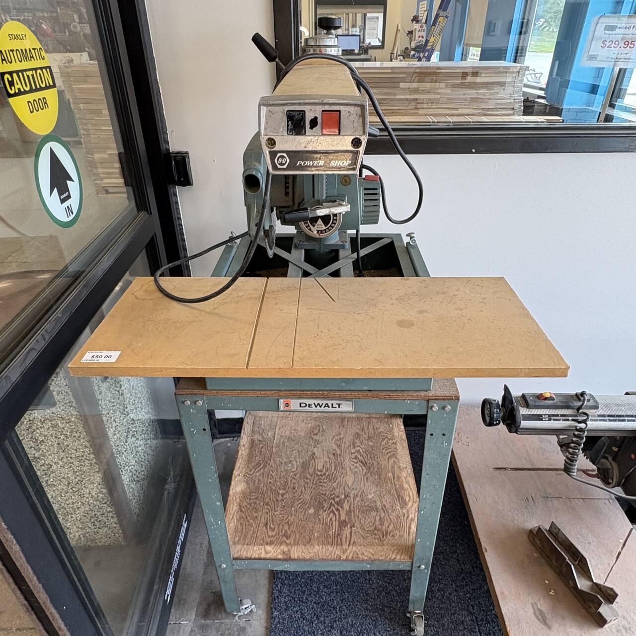 B&D Radial Arm Saw FALSE