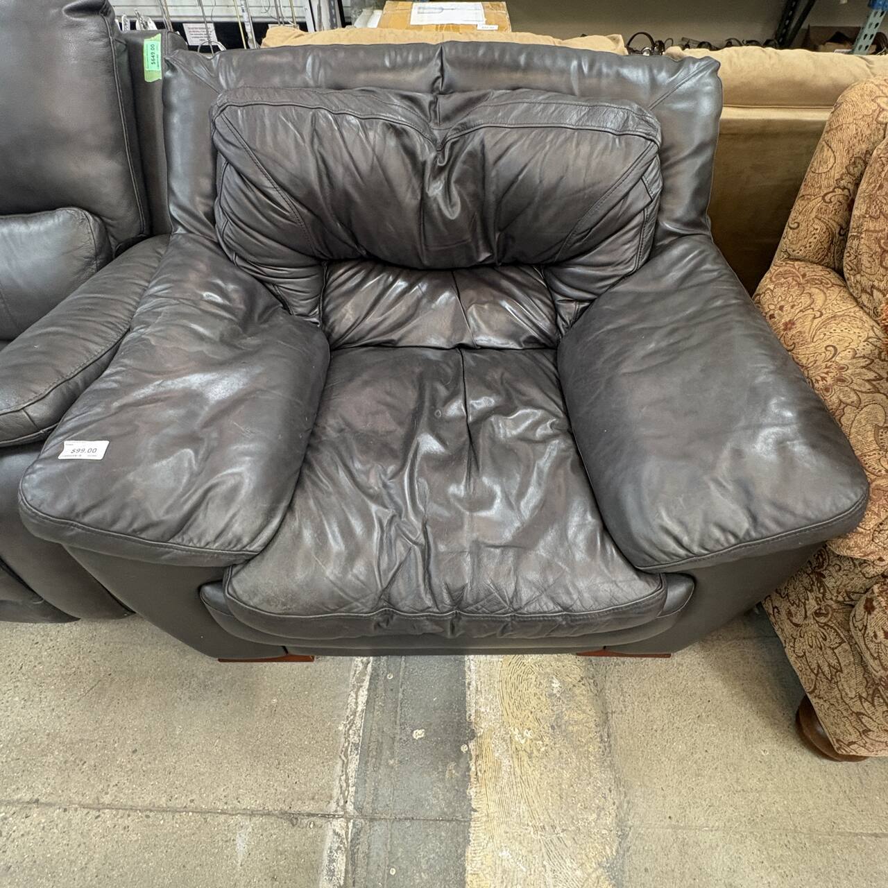 Black Leather Armchair FALSE
