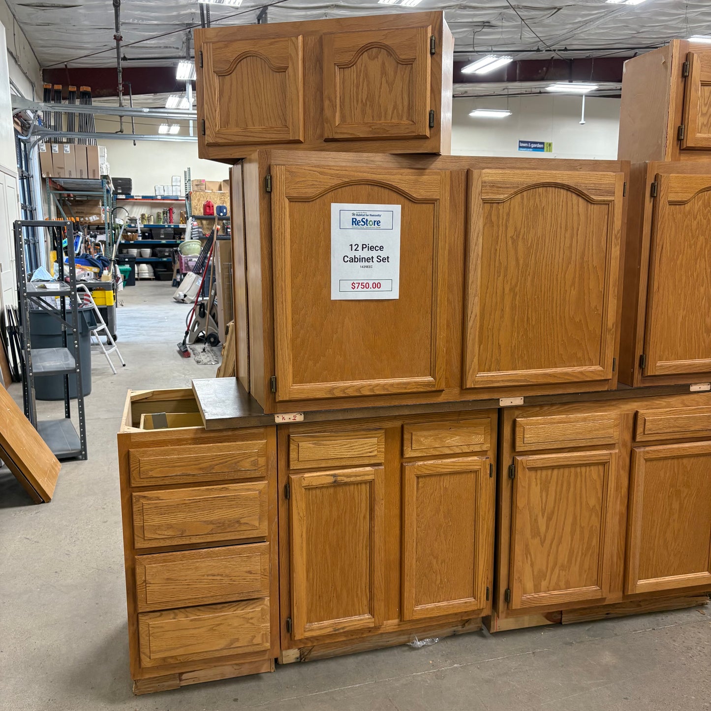 12 Pc. Cabinet Set