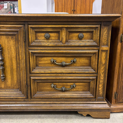 Vintage Stanley Dresser