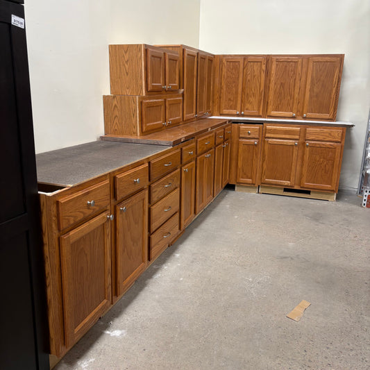 15 Pc. Cabinet Set