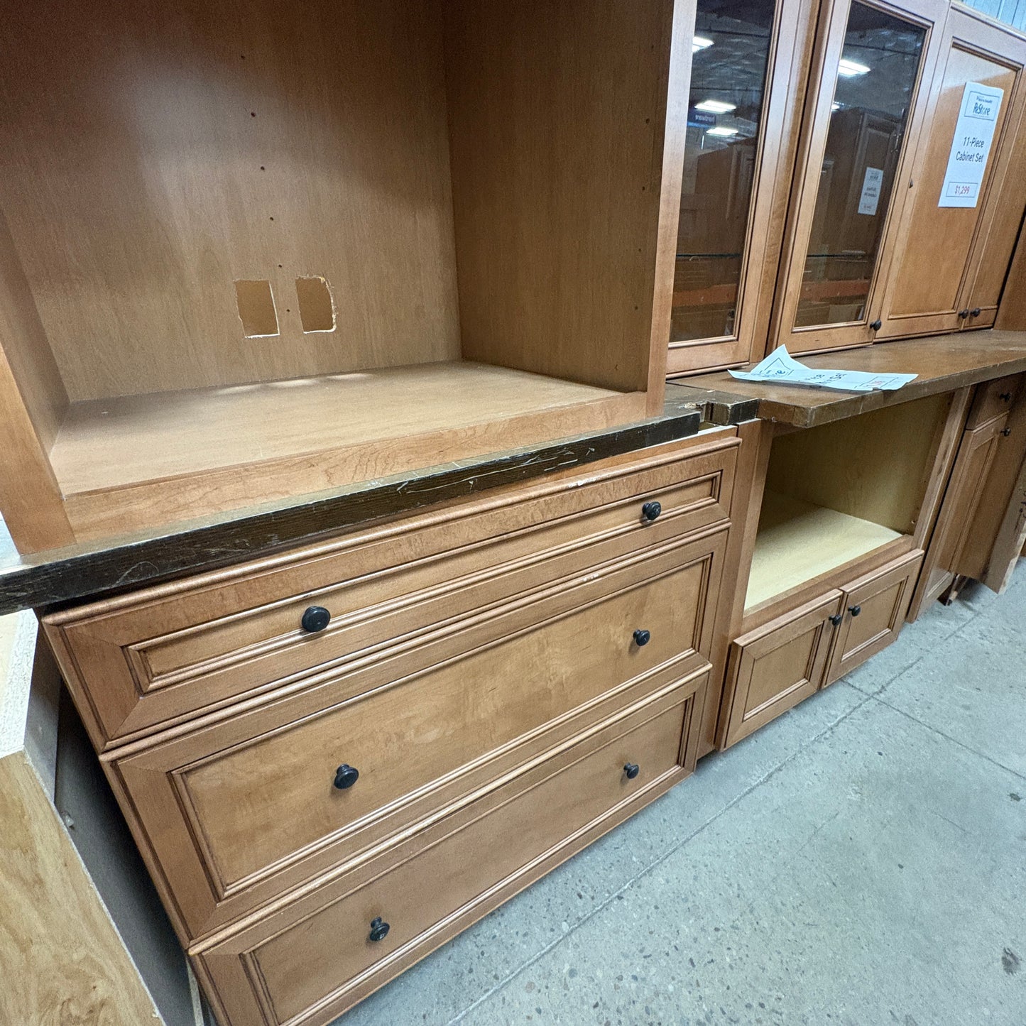 Maple 11‑Pc Cabinet Set FALSE