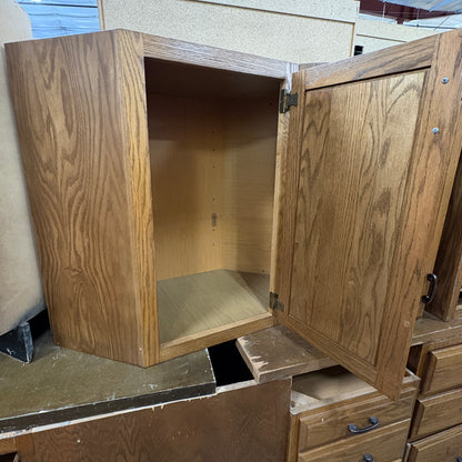 18-Piece Oak Cabinet Set FALSE
