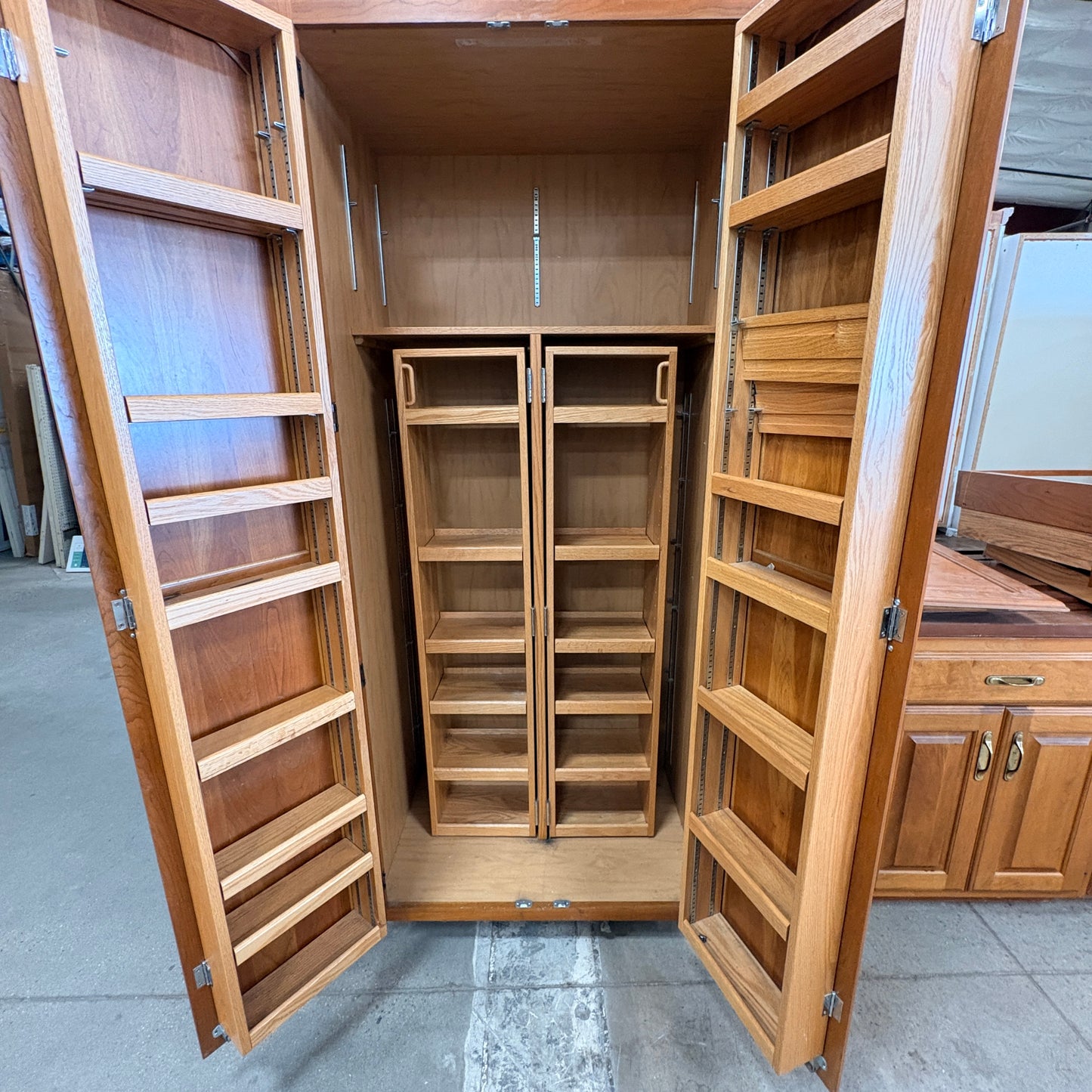 20pc Stained Glass Cabinet Set