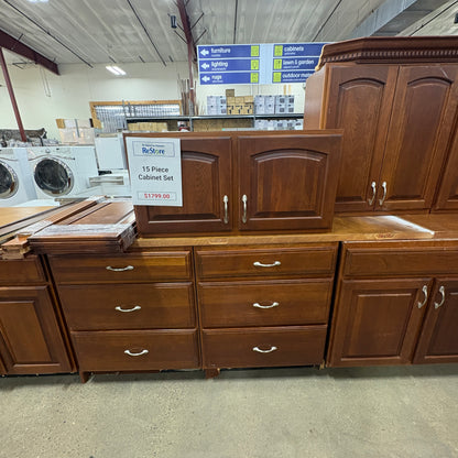 15-Piece Cherry Cabinet Set