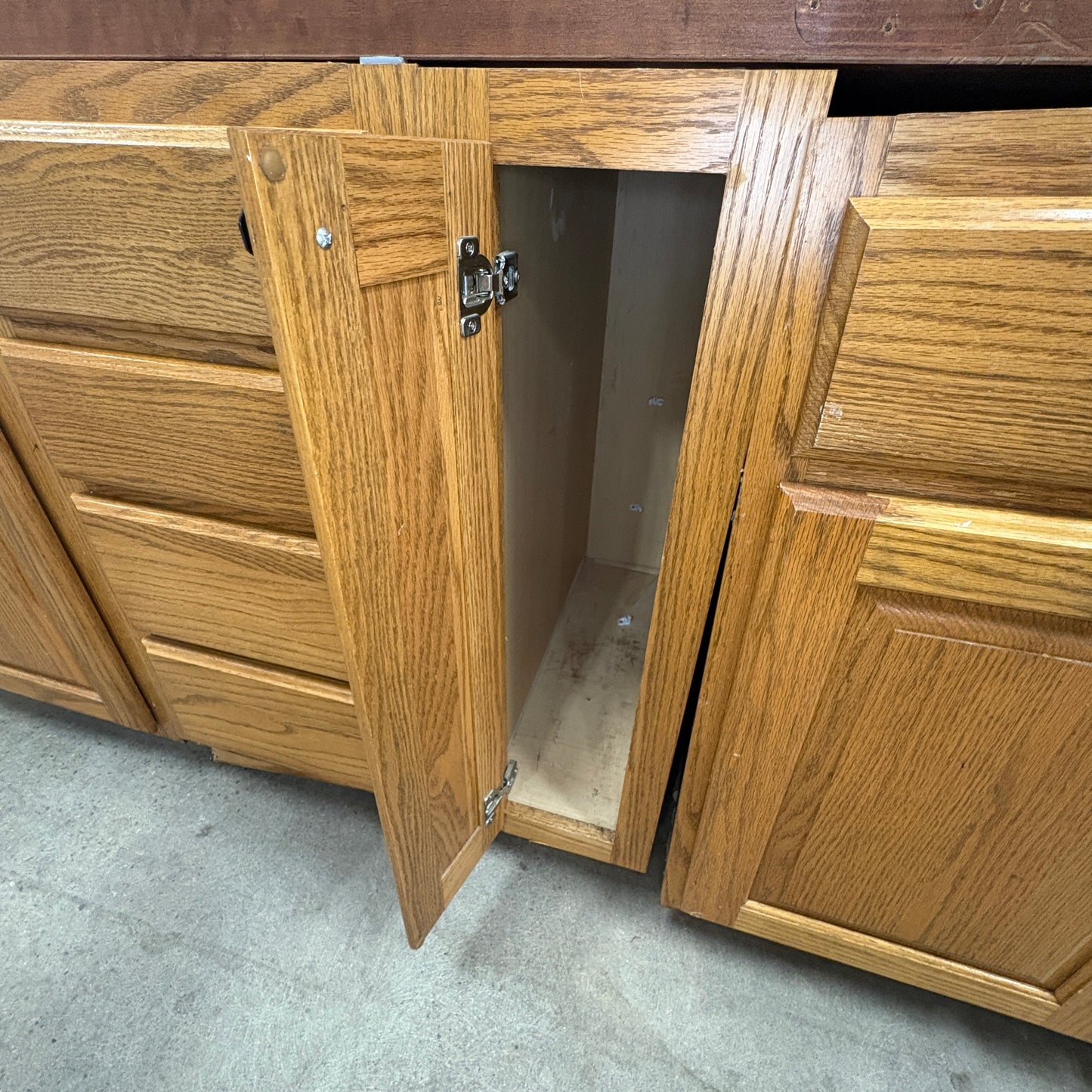 28-pc Oak Kitchen Cabinet Set