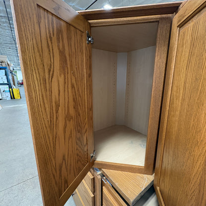 28-pc Oak Kitchen Cabinet Set