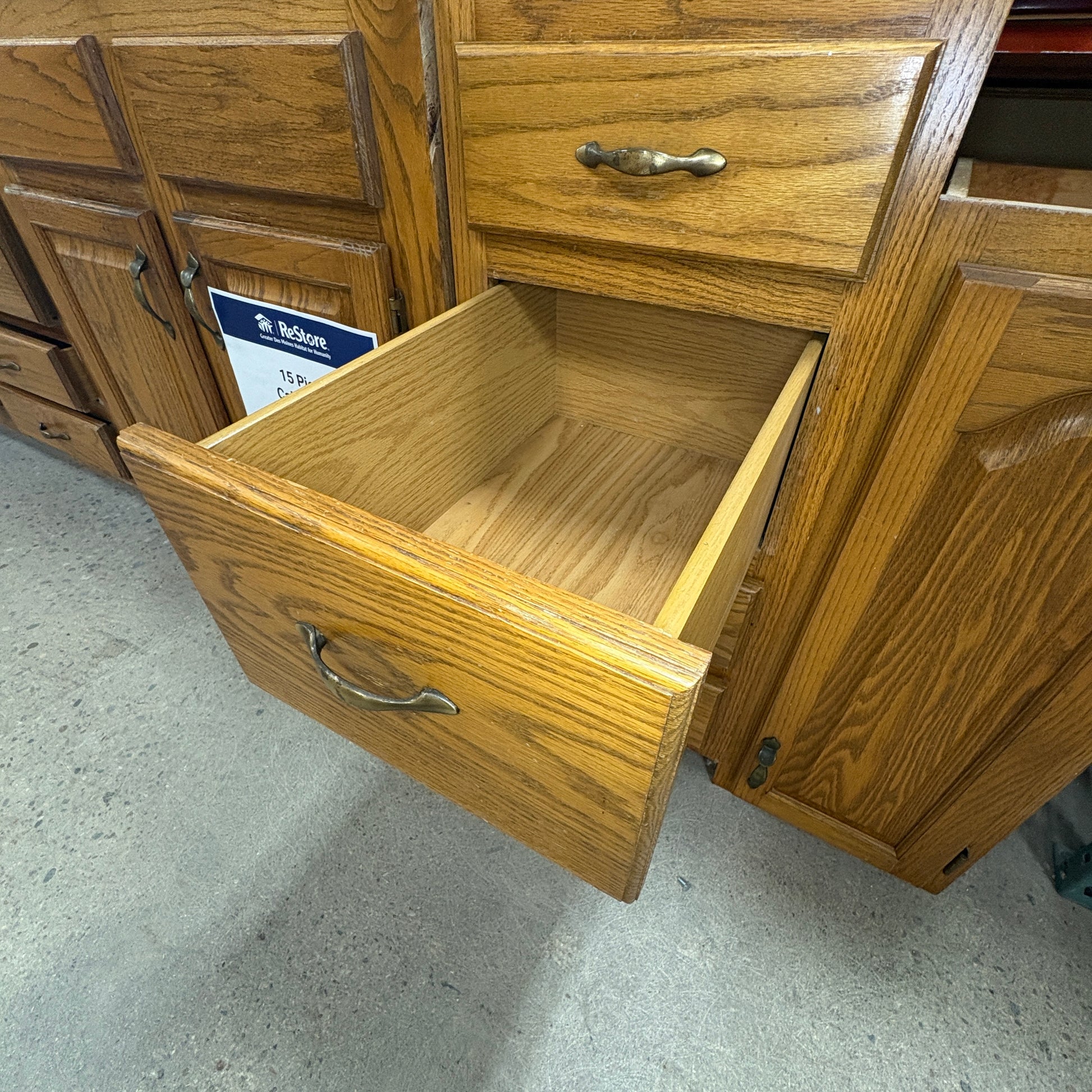 Oak 15-Piece Kitchen Cabinet Set FALSE