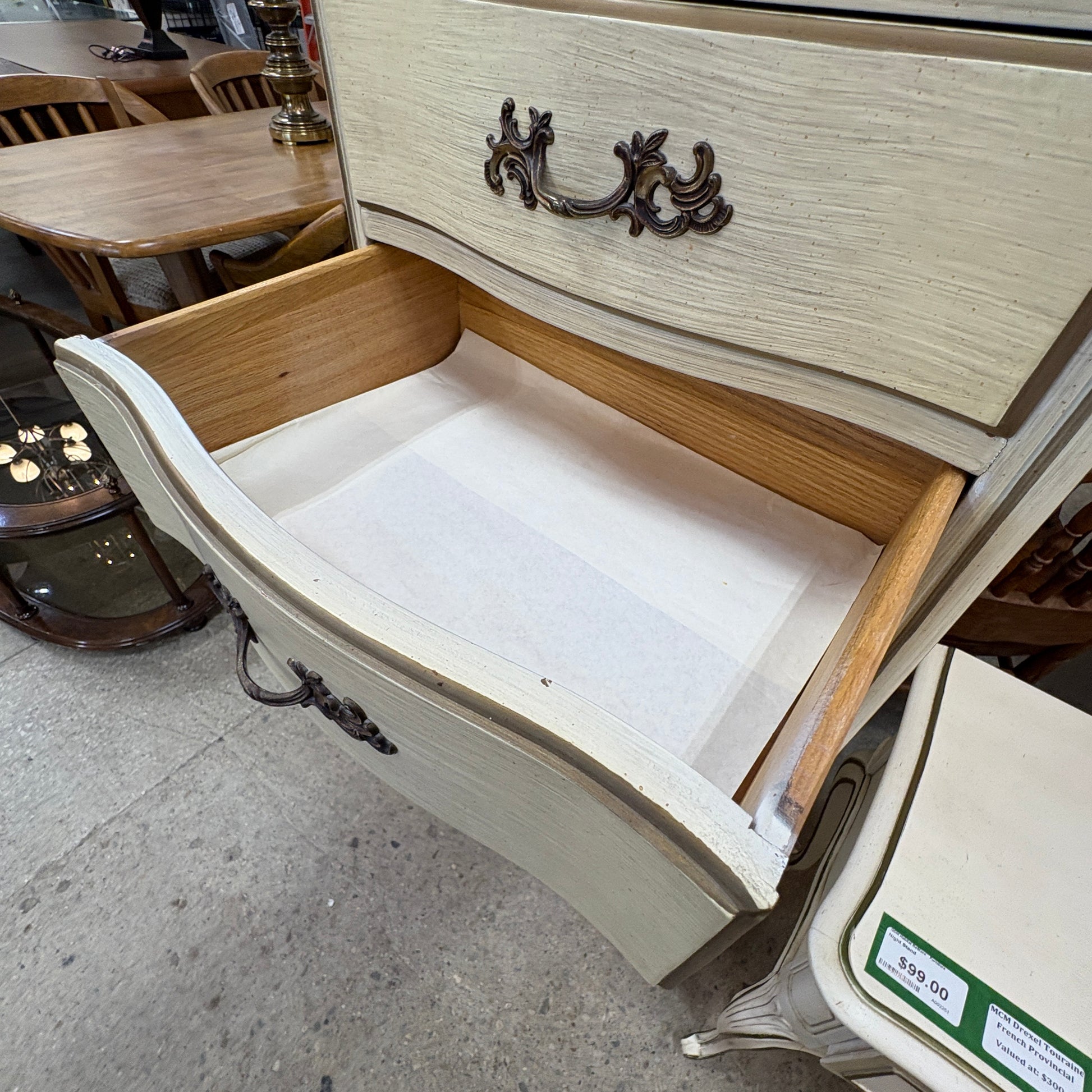 French Provincial 7-Drawer Lingerie Chest FALSE