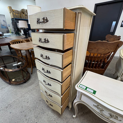 French Provincial 7-Drawer Lingerie Chest FALSE