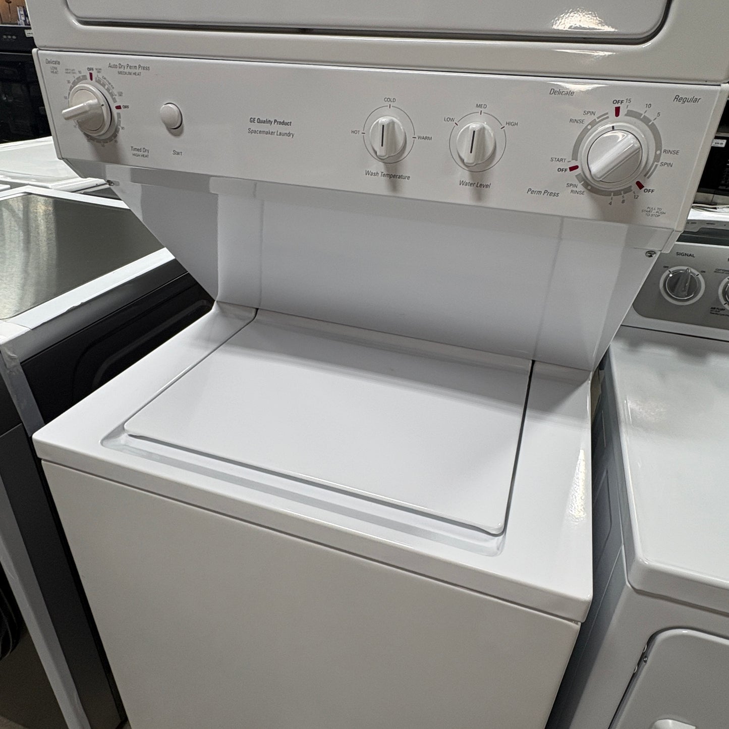 GE Spacemaker Laundry Center