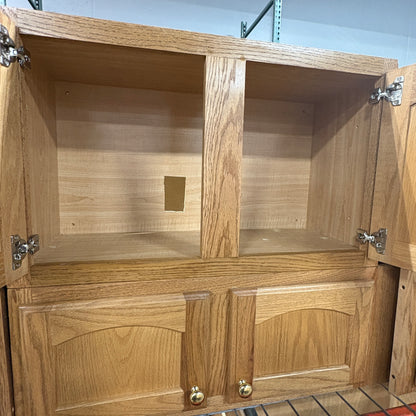 12 Pc Merillat Oak Cabinet Set