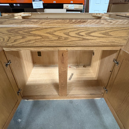 12 Pc Merillat Oak Cabinet Set