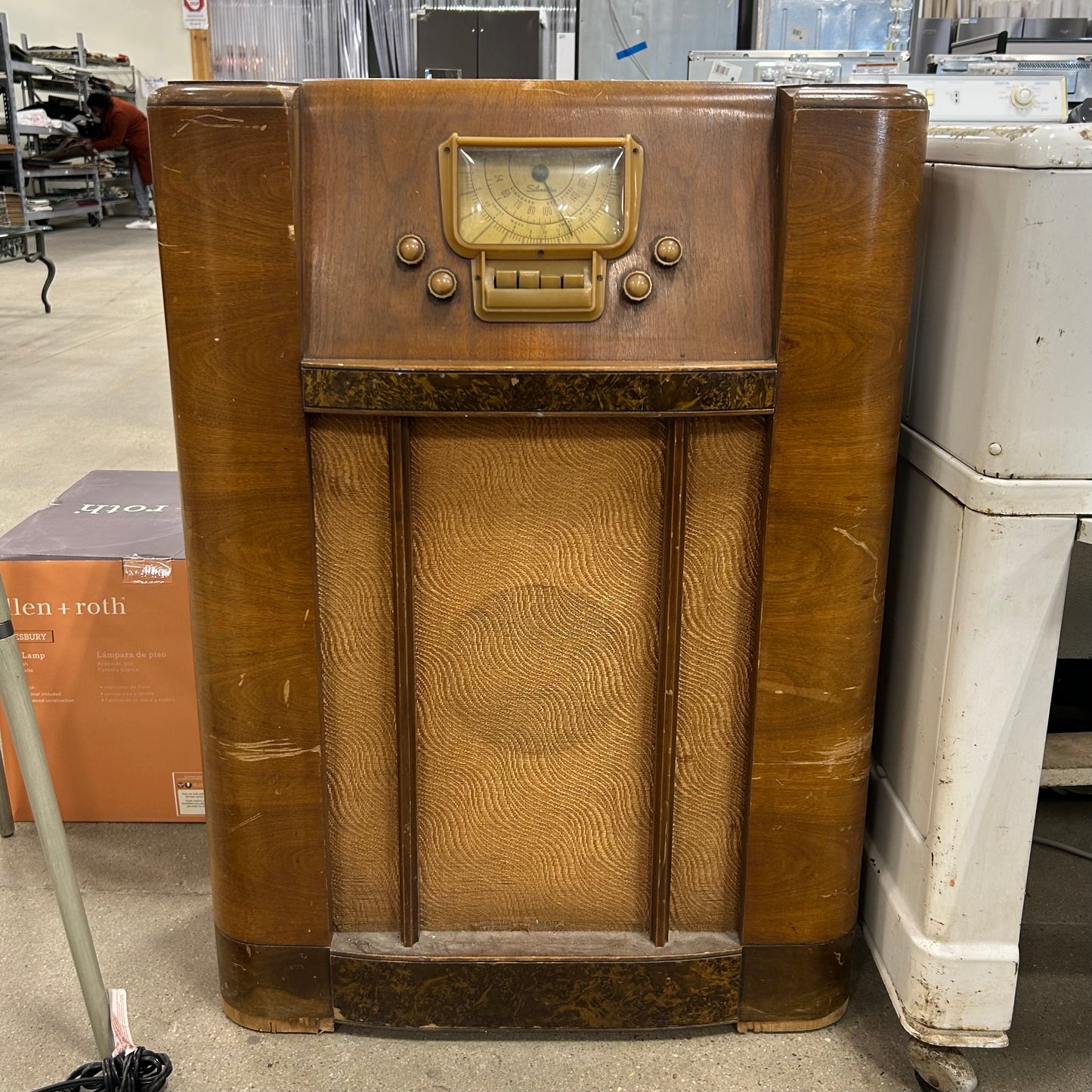 Antique Silvertone Radio