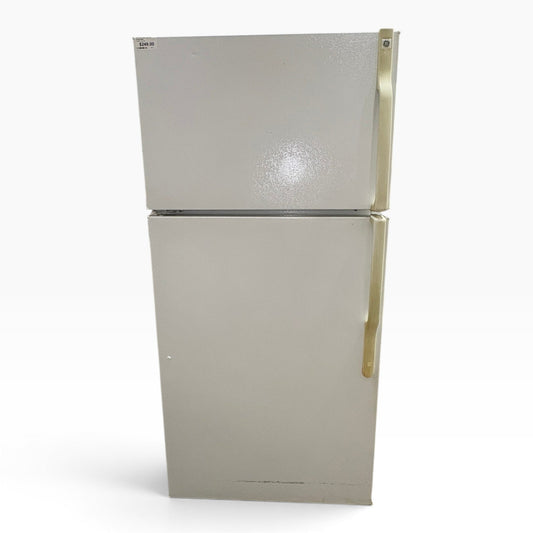 GE Top-Freezer Refrigerator