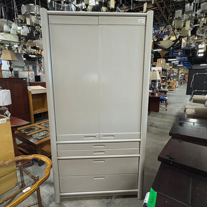 Thomasville Grey-Painted Oak Armoire with Five Drawers - detail 2
