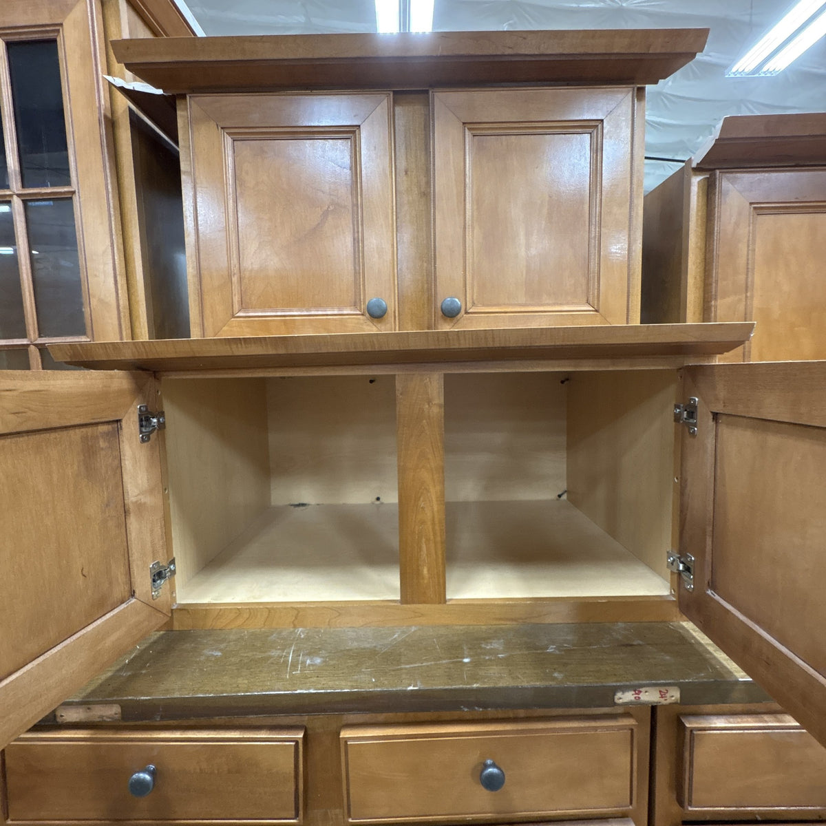 23 Pc Maple Cabinet Set FALSE location-set