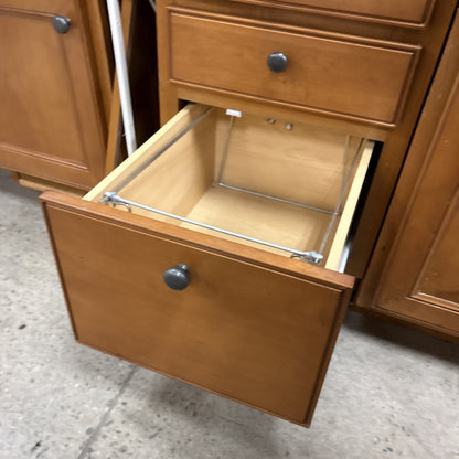 23 Pc Maple Cabinet Set FALSE location-set