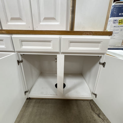 20 Pc White Cabinet Set FALSE location-set
