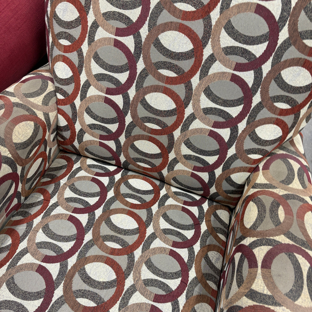 GDM Habitat for Humanity ReStore Push-Back Recliner Accent Chair, Circles Pattern