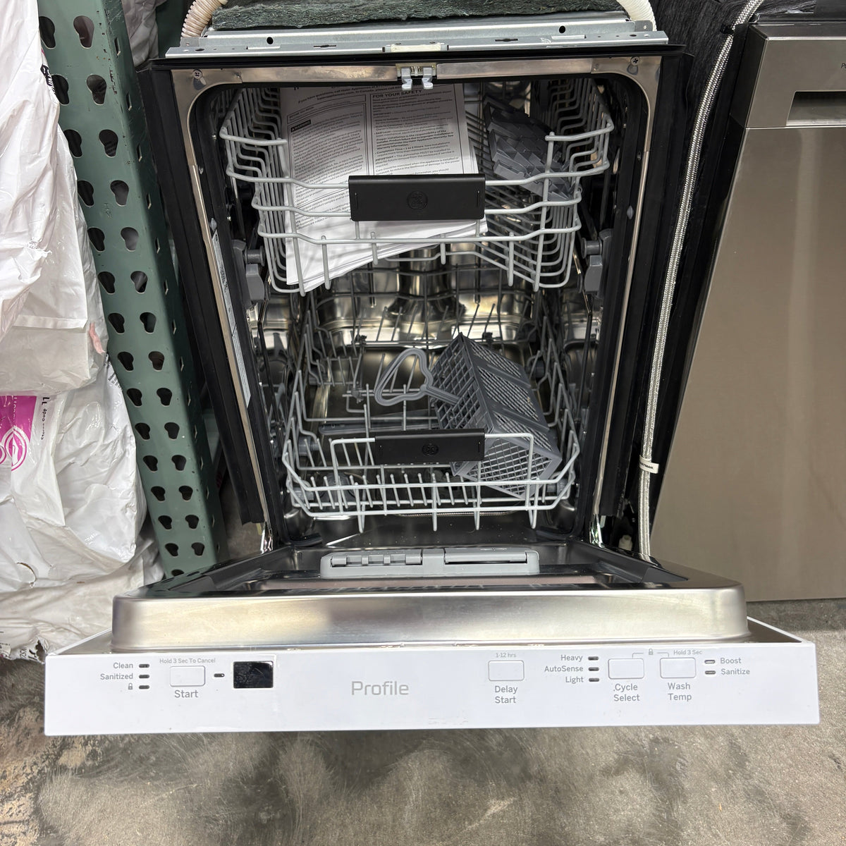 GDM Habitat for Humanity ReStore GE Profile 18 in White Compact Built-In Dishwasher