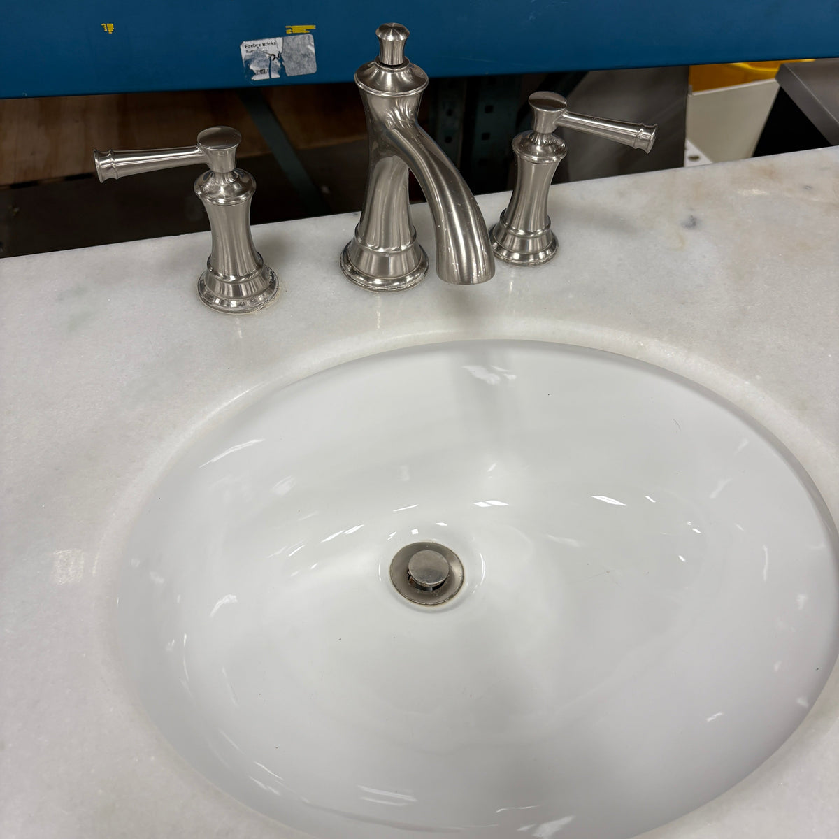 60 in White Vanity Set