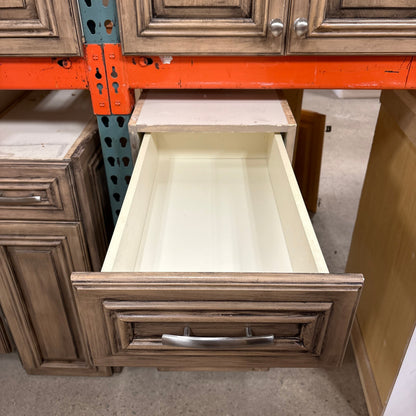 14 Pc Glazed Cabinet Set