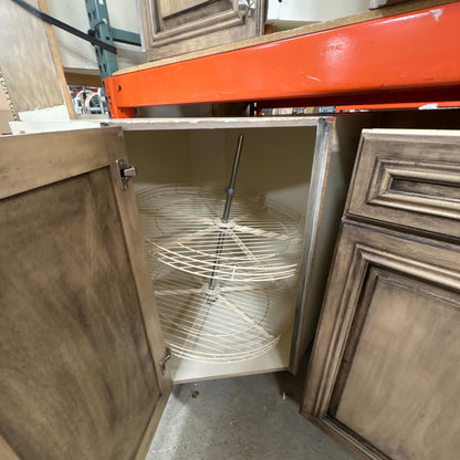 14 Pc Glazed Cabinet Set