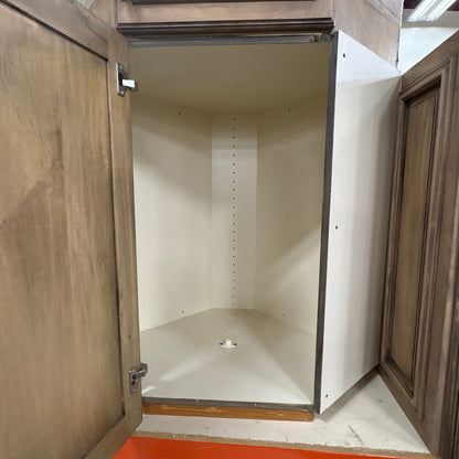 14 Pc Glazed Cabinet Set