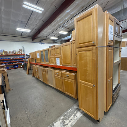 14 Pc KraftMaid Cabinet Set