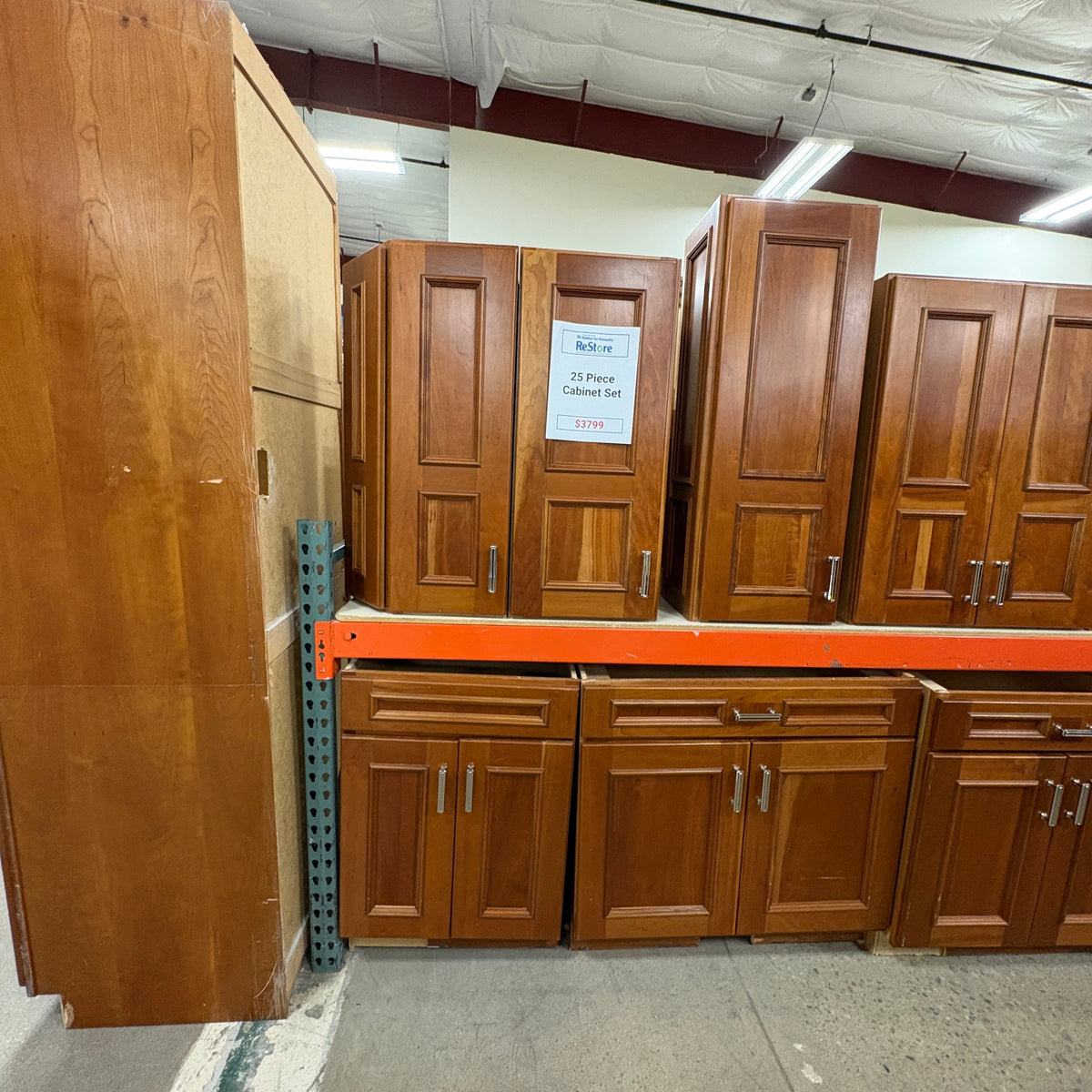 GDM Habitat for Humanity ReStore 25-Piece Cherry Kitchen Cabinet Set