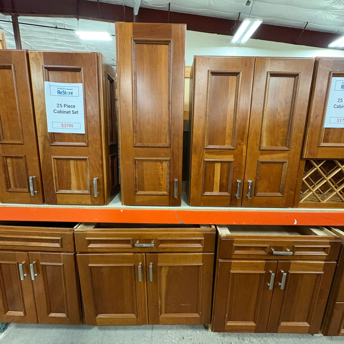 GDM Habitat for Humanity ReStore 25-Piece Cherry Kitchen Cabinet Set