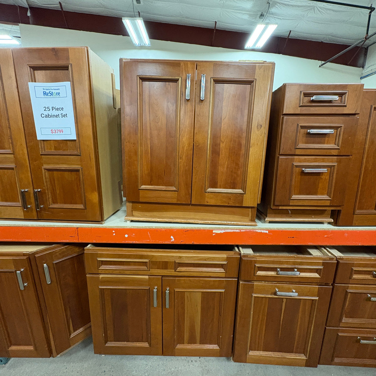 GDM Habitat for Humanity ReStore 25-Piece Cherry Kitchen Cabinet Set