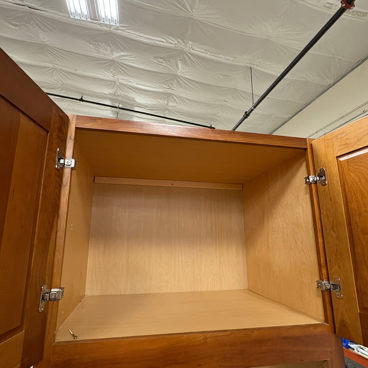 GDM Habitat for Humanity ReStore 25-Piece Cherry Kitchen Cabinet Set