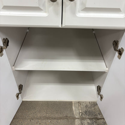 25 Pc White Cabinet Set
