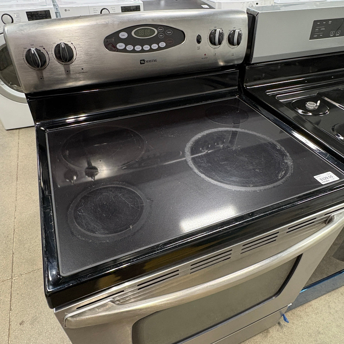 GDM Habitat for Humanity ReStore Maytag Smooth Top Range