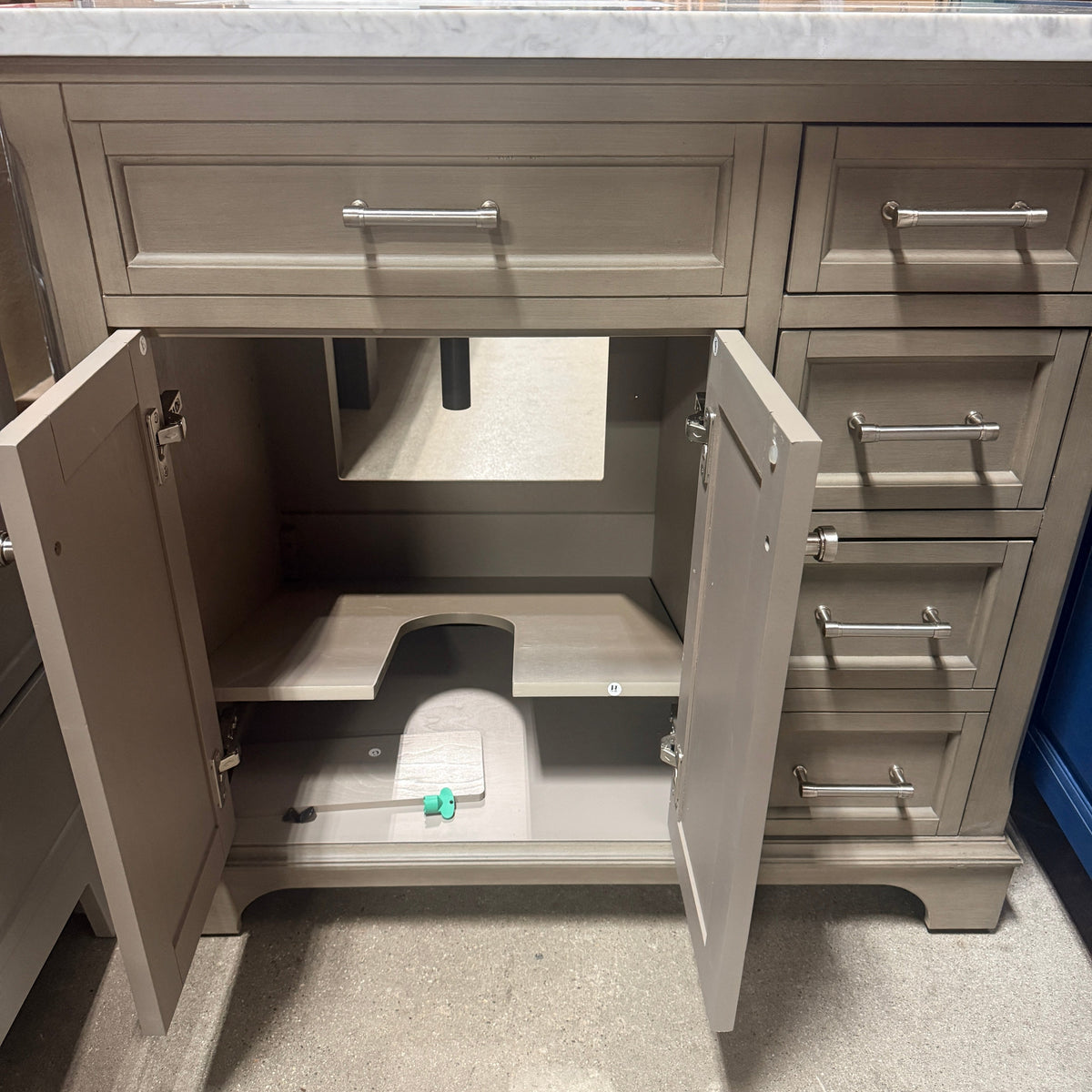 GDM Habitat for Humanity ReStore 36 in Carrara Marble Vanity